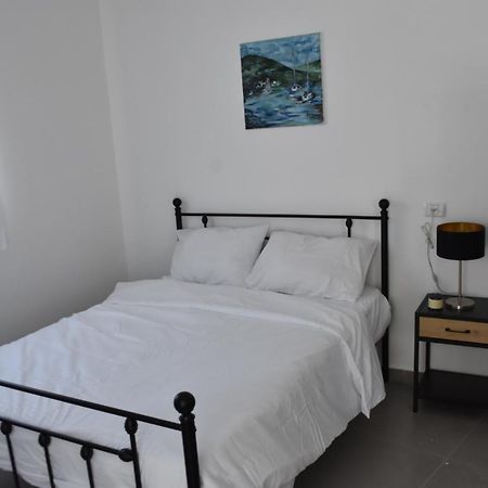 Luxury 2-Room Suite In The Center Of Downtown Haifa Exterior foto