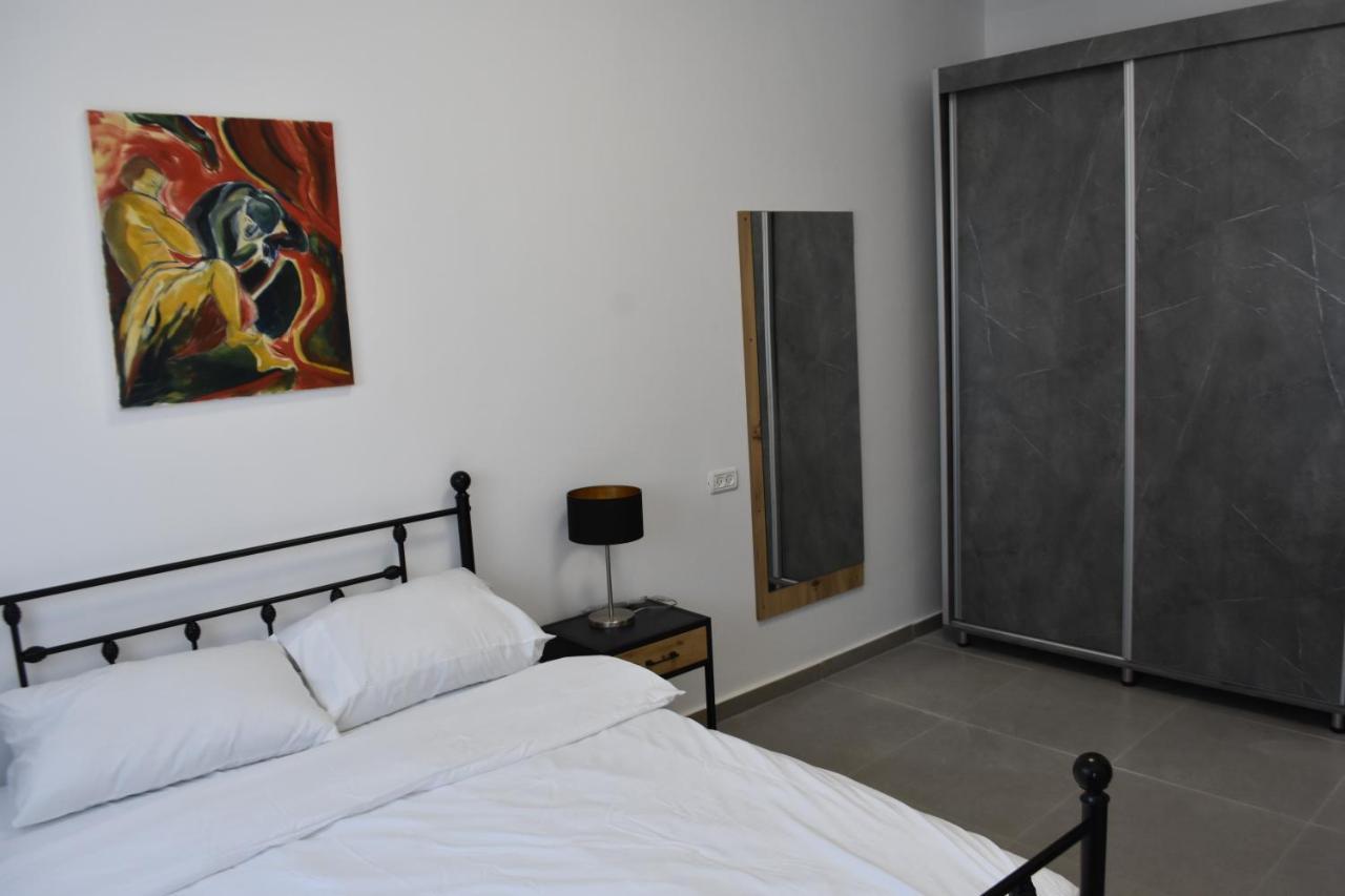 Luxury 2-Room Suite In The Center Of Downtown Haifa Exterior foto