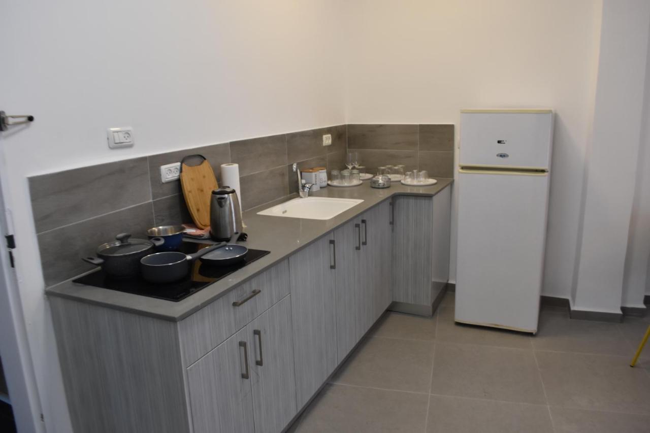 Luxury 2-Room Suite In The Center Of Downtown Haifa Exterior foto
